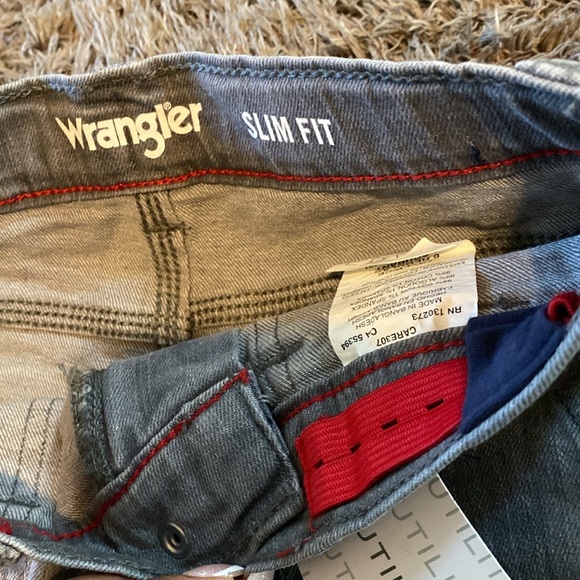 New with tags Grey kids wrangler jeans size 6reg slim fit - Picture 5 of 7